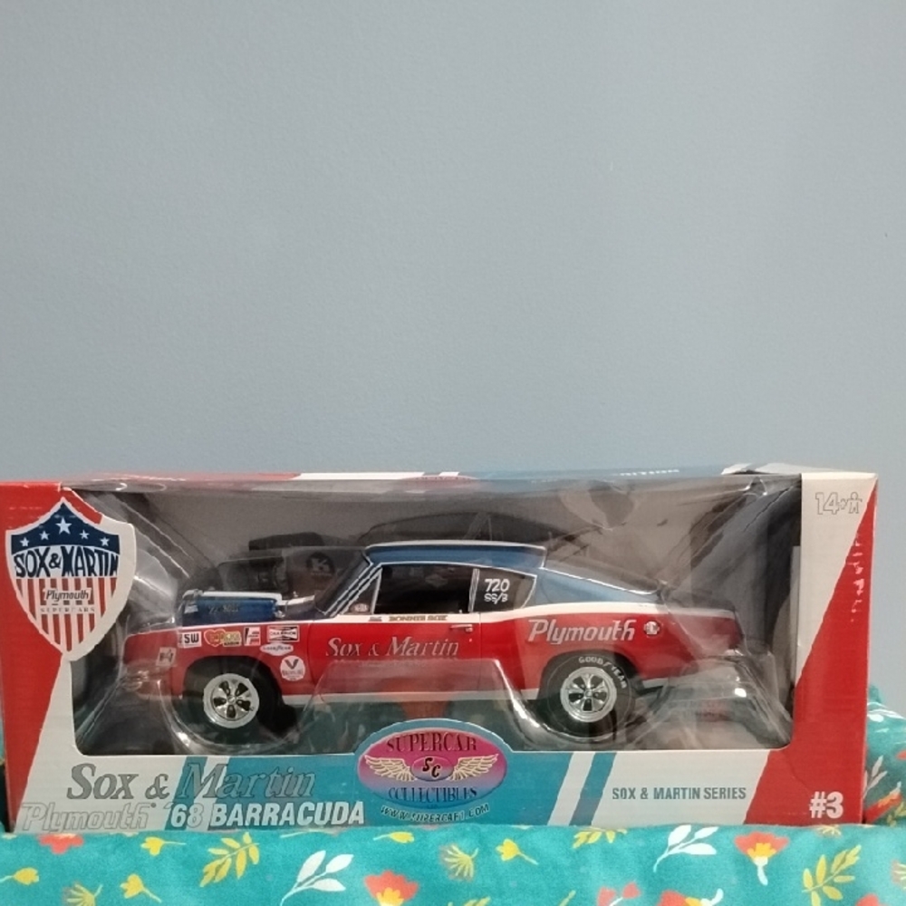 Rare 😍 Super Car Collectibles Sox & Martin 68 Barracuda Replica Model Car